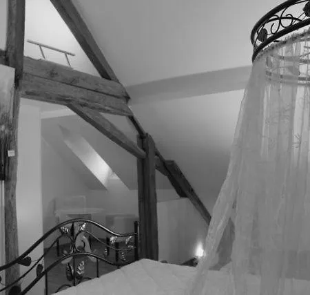 Отель Burghaus Kronenburg 4*