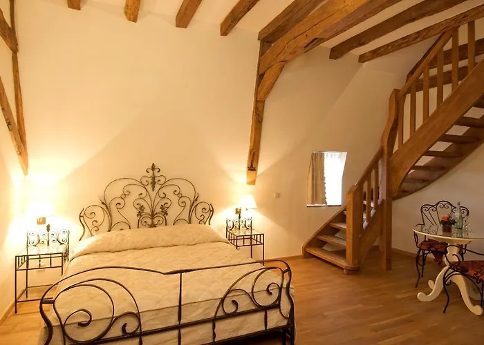 Burghaus Kronenburg Dahlem (Euskirchen)